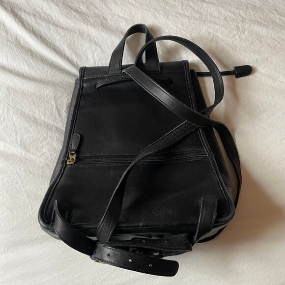 Coach Backpack // Vintage No 9791 // Black with brass hardwear - Picture 3 of 7